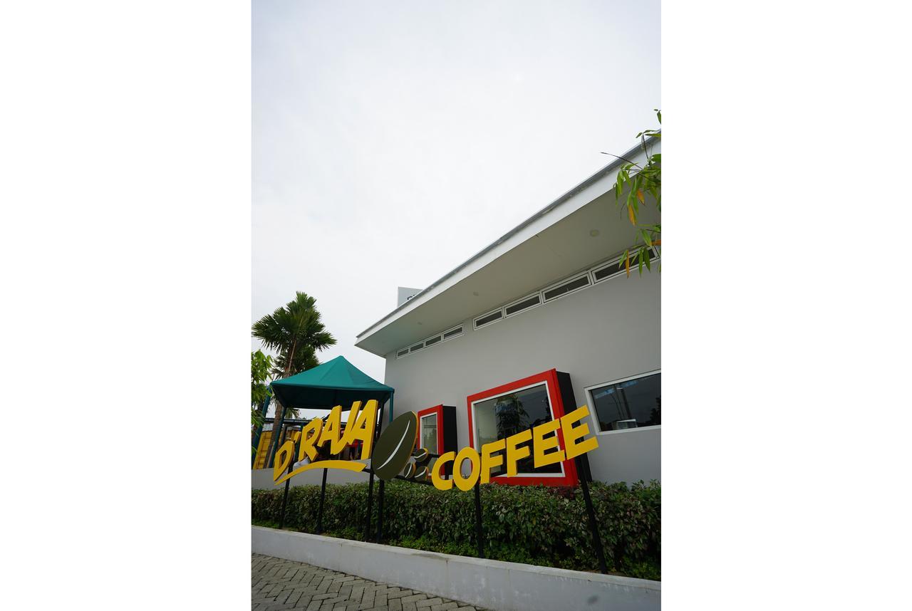 My Studio Hotels Kualanamu Airport Medan Exterior photo